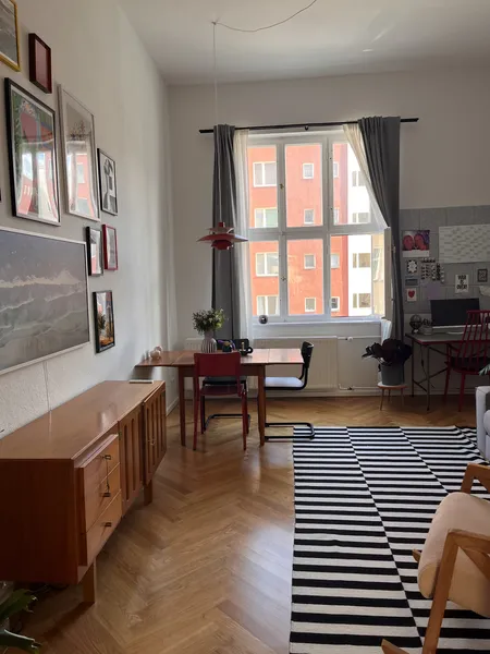 2-Zimmer-Altbau-Wohnung in Berlin-Wilmersdorf — photo 1
